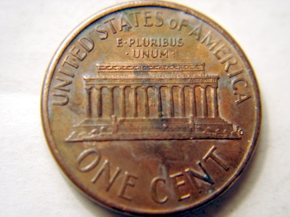 Lincoln-Memorial-Cent--Struck-Through-Die-Cap-Or-Grease?